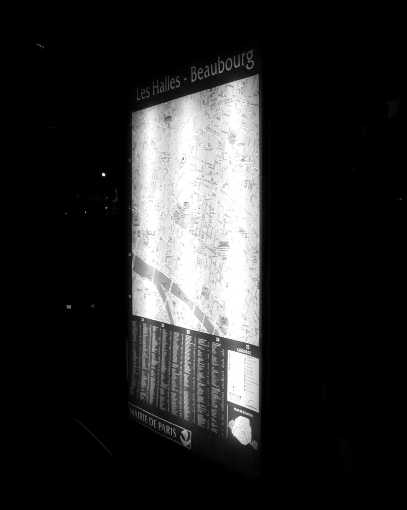 Backlit street map of Les Halles – Beaubourg in darkness